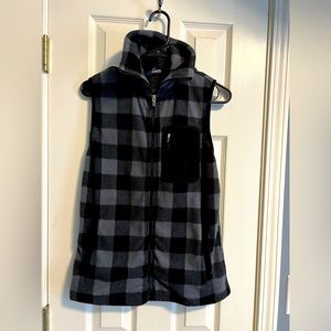 Chaps Women’s fleece vest size M